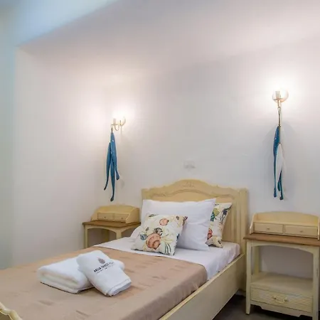 别墅 Deluxe Paros Grand 4 Bedrooms Wonderful Sea View